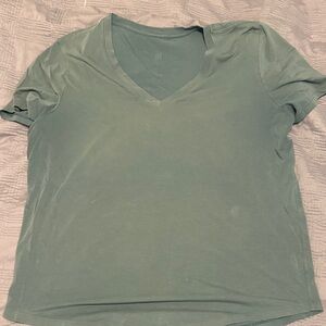 lululemon athletica Women's V-Neck Short Sleeve Tee - Sage